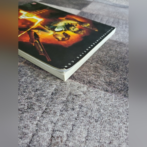 Resident Evil 5 The Complete Official Guide - Picture 14 of 15